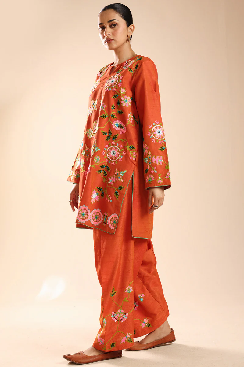 Embroidered Gulnar Set - Image 6