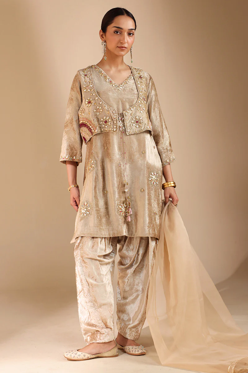 Gilded Velvet Bahaar Koti Ensemble - Image 7