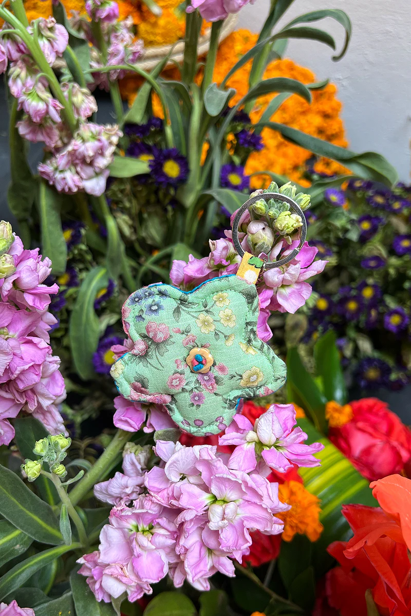Soft Bloom Keychain - Image 4