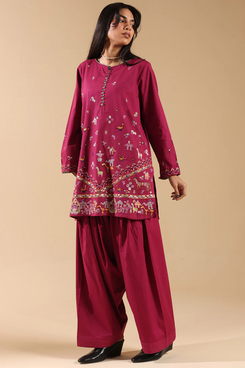 Hand-Crafted Sainchi Set - Image 4