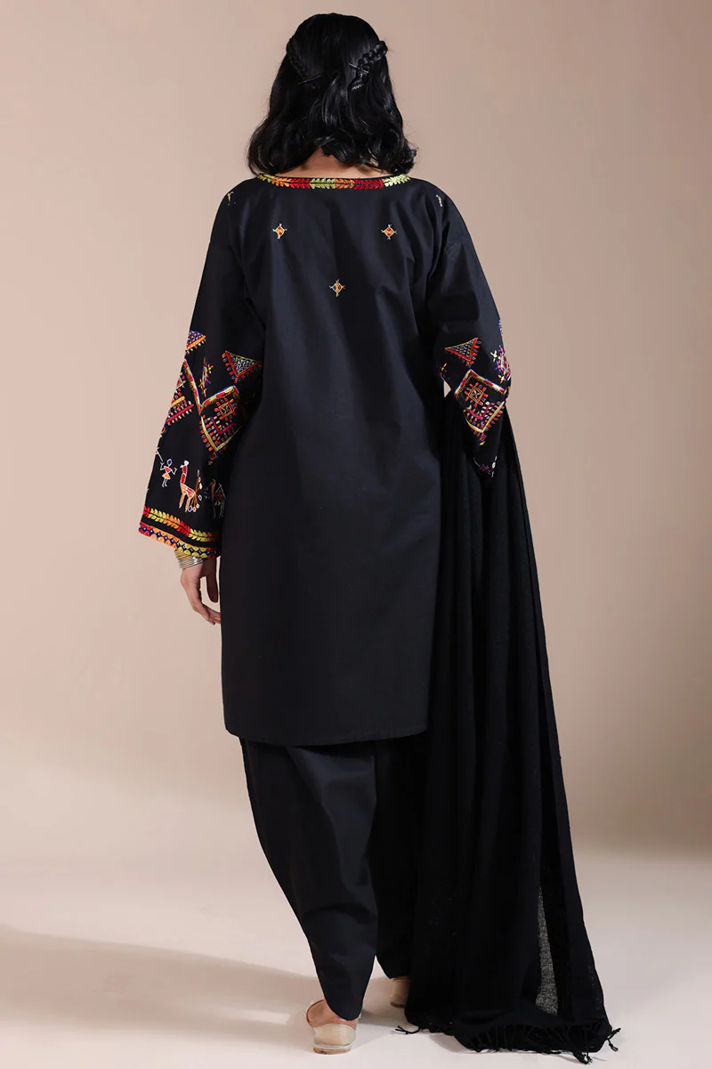 Hand-Embroidered Sainchi Set - Image 7