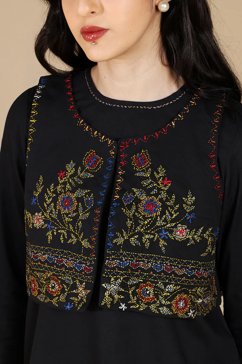 Hand-Embroidered 3-Piece Koti Set - Image 7