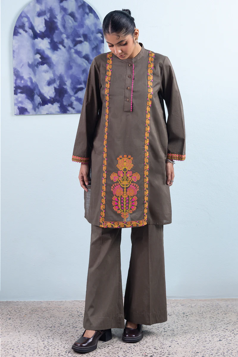 Pyari Paras Co-Ord Set - Image 7