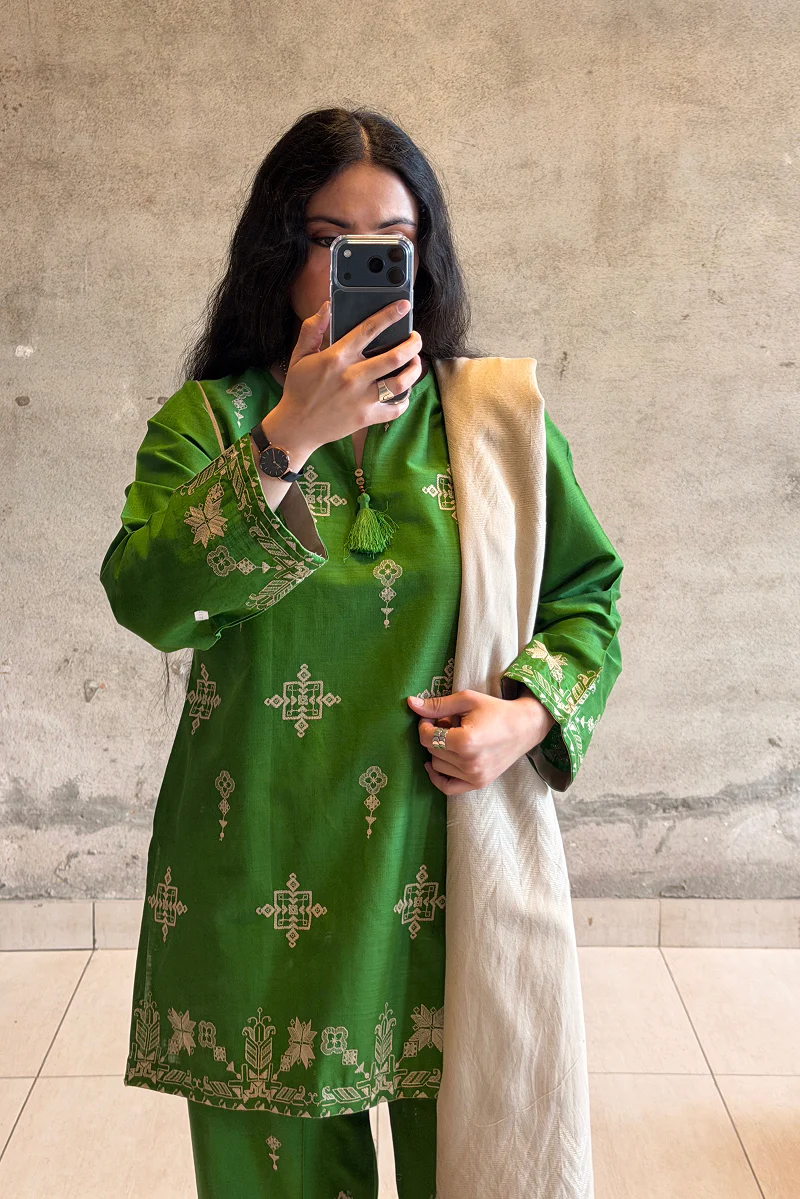 Misty Embroidered Set - Image 9